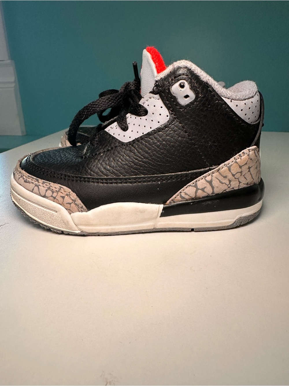 Jordan 3s retro black toddler size 6